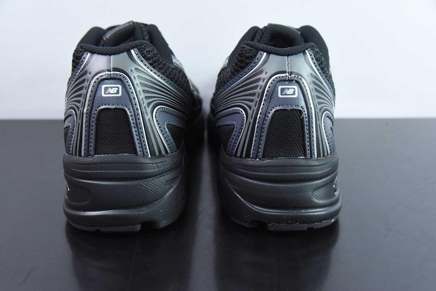 New Balance Black shoes