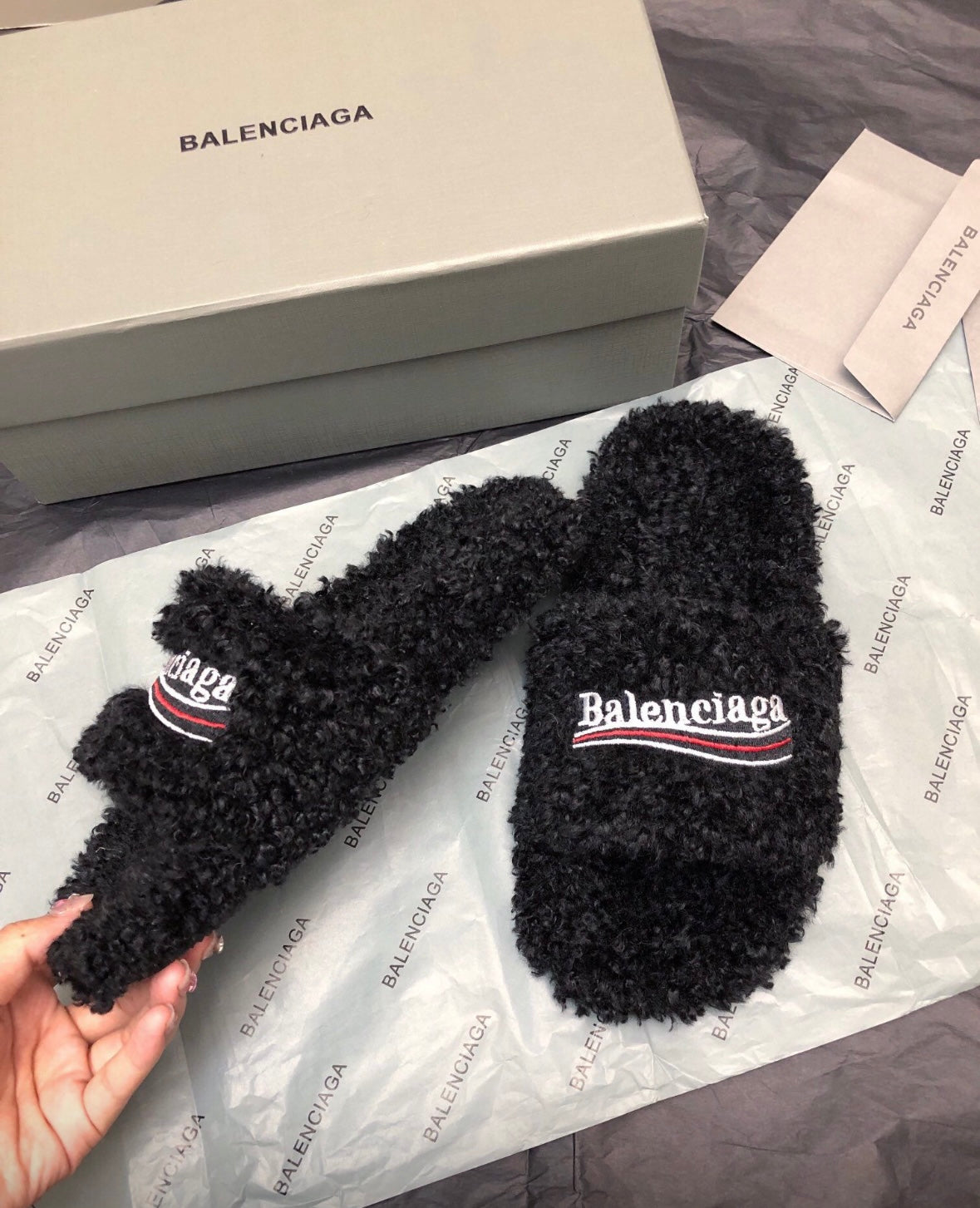 Balenciaga Slides Black